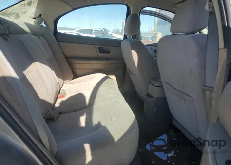 2005 Mercury Sable Gs from USA, damaged, VIN 1MEFM50U05A618806